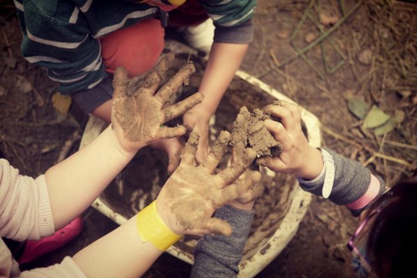 muddy hands